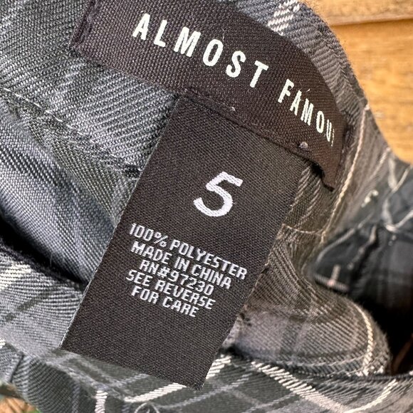 Almost Famous 90s Flare Black & Grey Plaid Bell Bottom Pants Size 5 - Picture 2 of 12